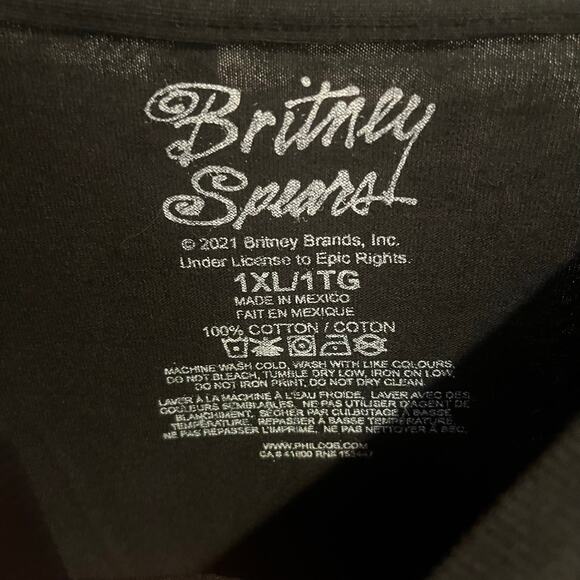 Britney Spears Baby One More Time Album Poster Graphic Tee Black 1X NWOT - Picture 3 of 5